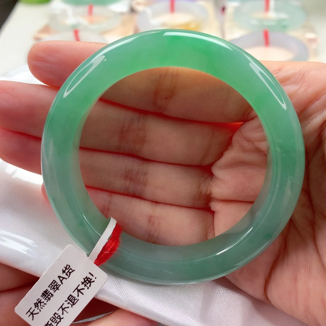 未镶嵌手镯翡翠冰胶满绿 贵气大气 喵喵