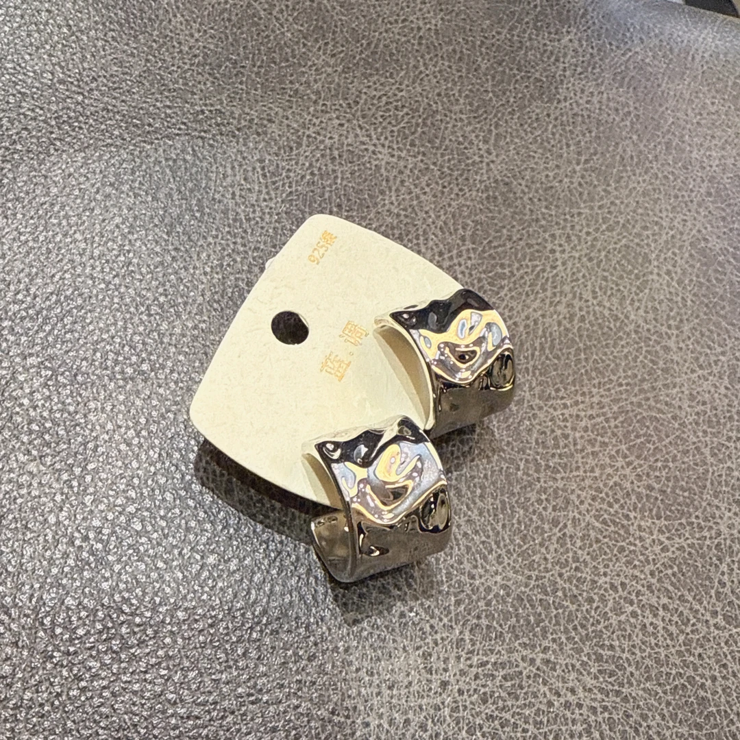 钛钢锦纶耳饰 新款耳环，款式洋气又百搭