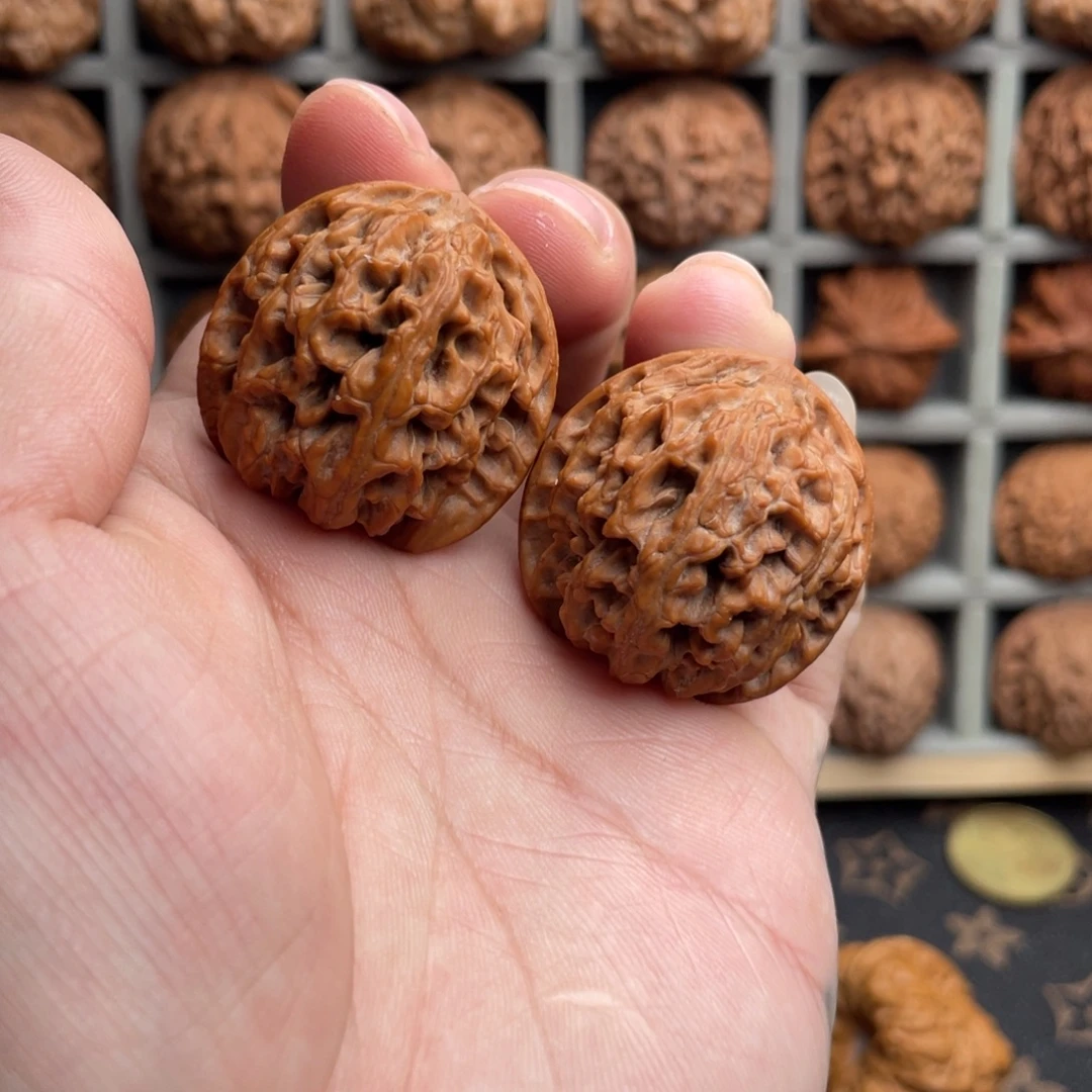 把件核桃32➕微修原生态苹果园