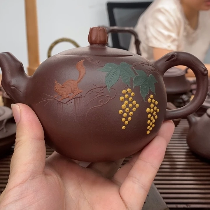 茶壶紫砂松鼠葡萄350毫升微瑕疵不退换