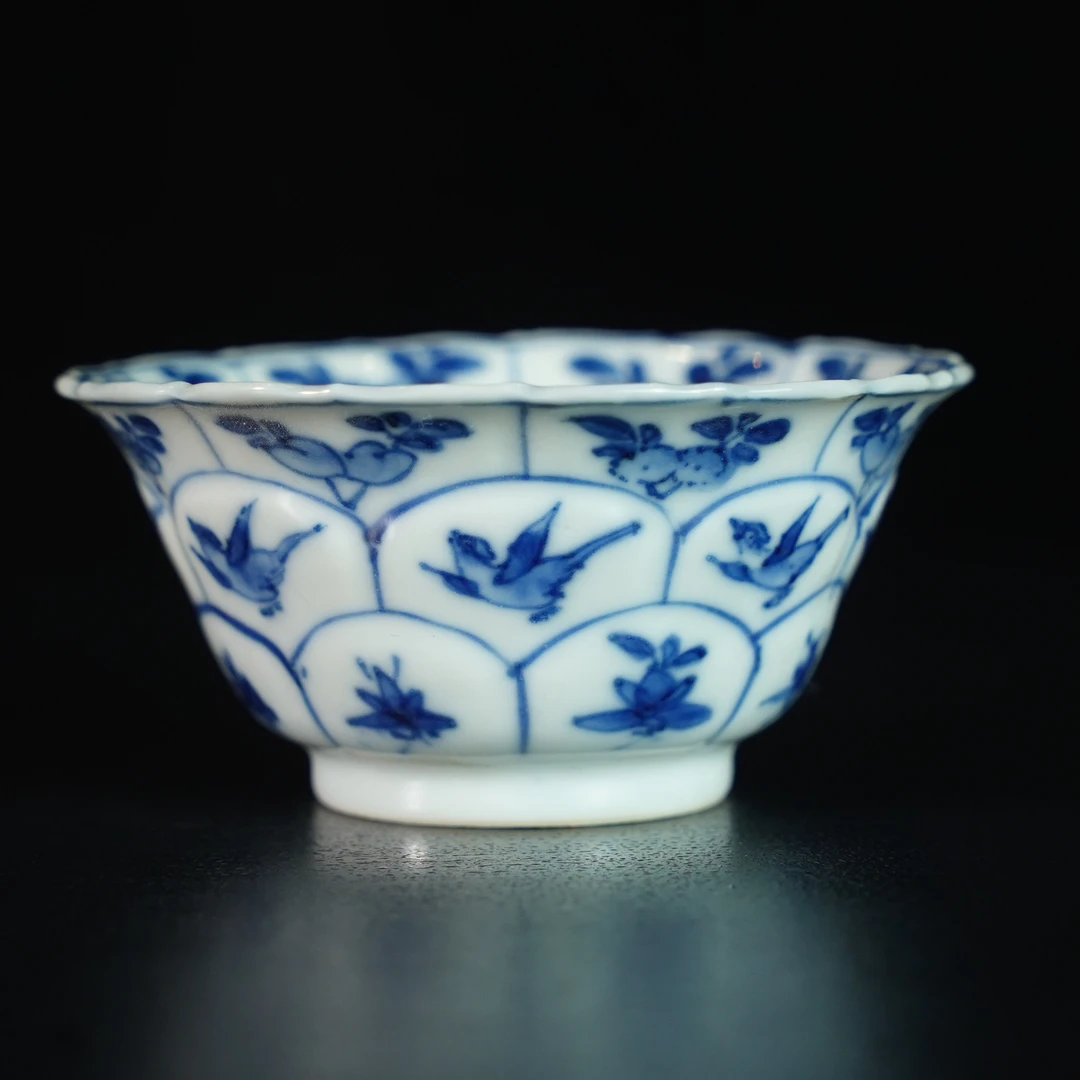 LAAA250307004【十竹斋】清康熙日日见喜花口杯