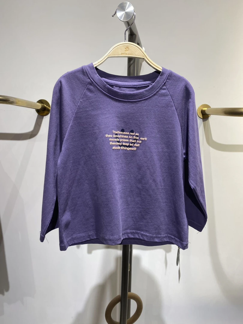 爆款时尚纯棉打底衫