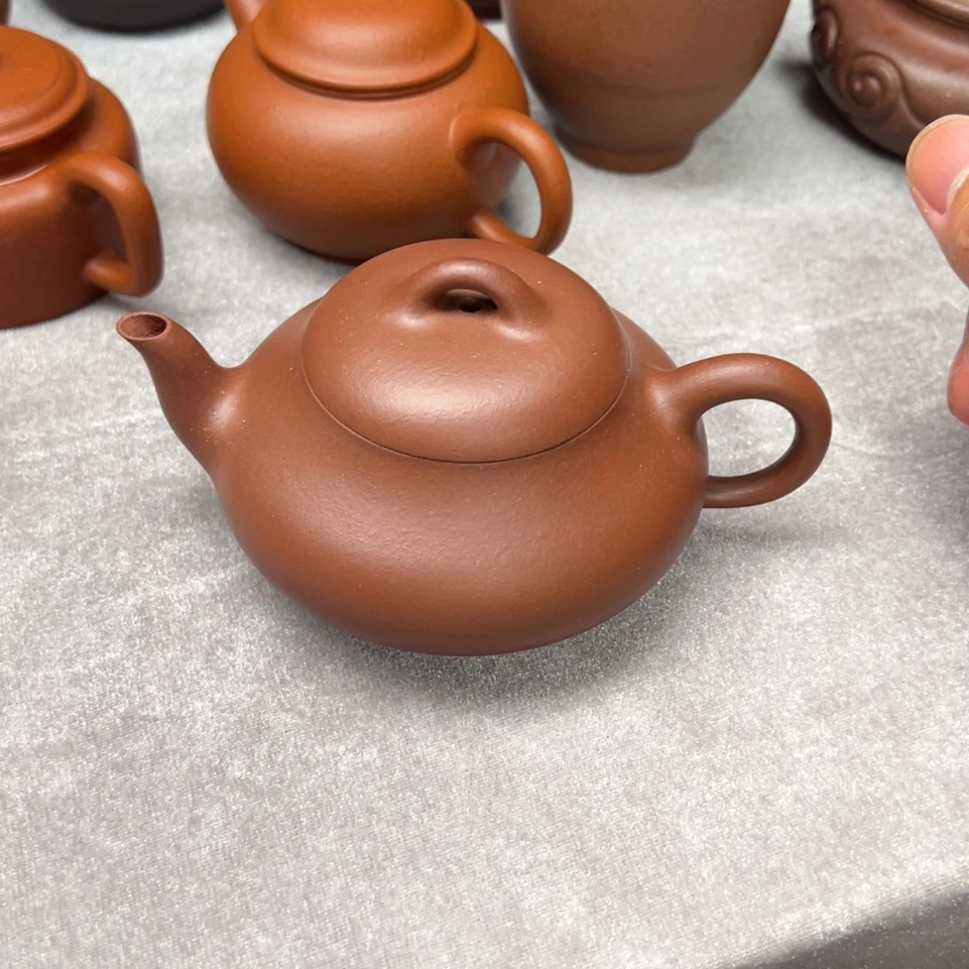 茶壶紫砂微瑕底槽清汉棠石瓢