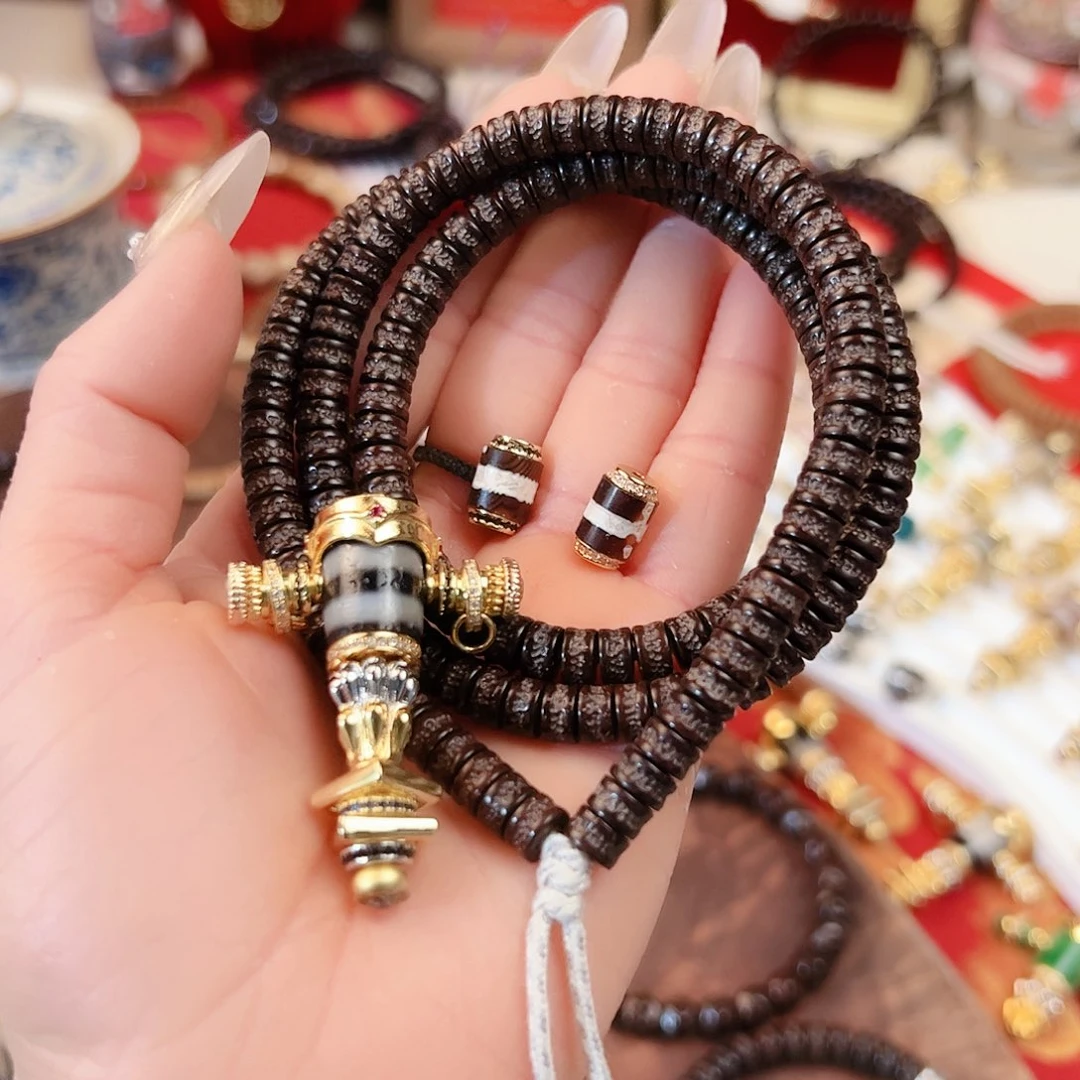 桃核吊坠牧*哥椰嘎➕配饰