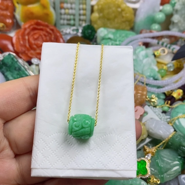 翡翠吊坠(不含链)18K金镶嵌微***A