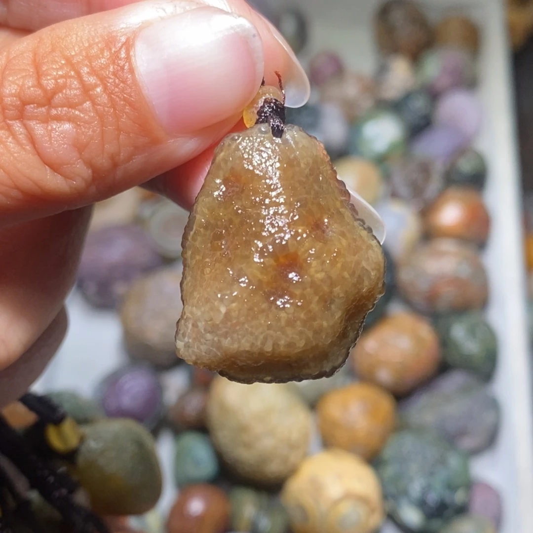 未镶嵌玛瑙/玉髓珠宝半成品