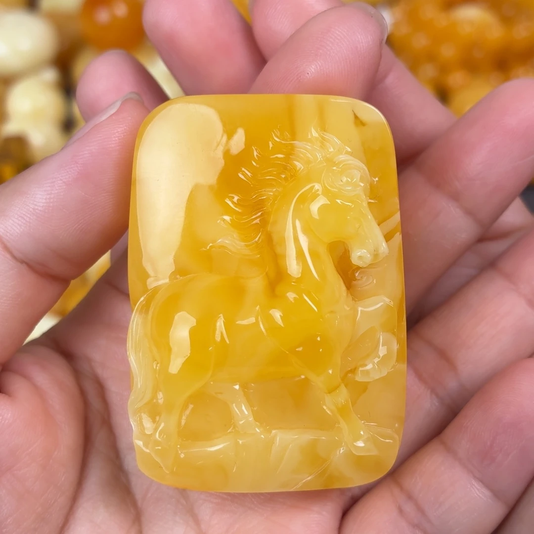 蜜蜡未镶嵌吊坠(不含链)马牌
