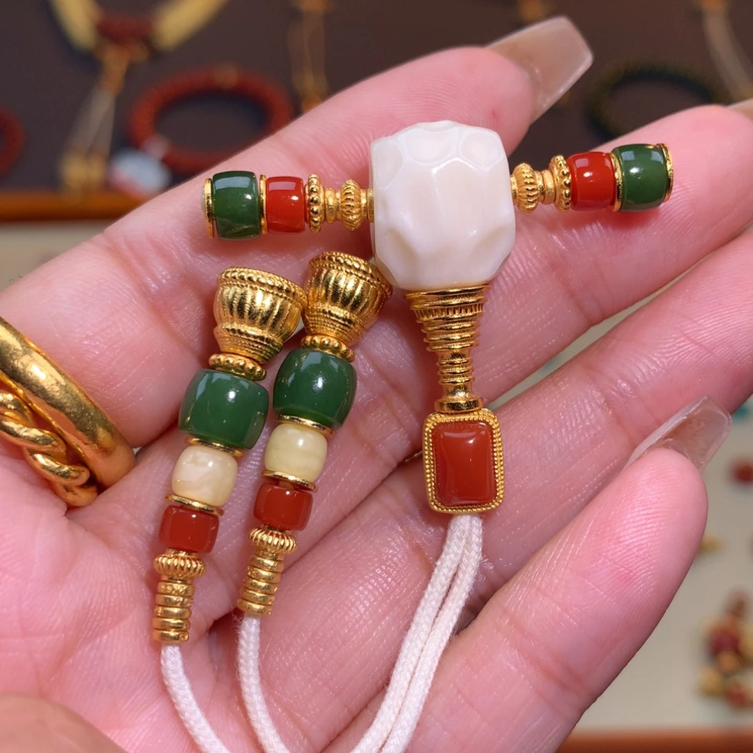 南红玛瑙未镶嵌颈饰