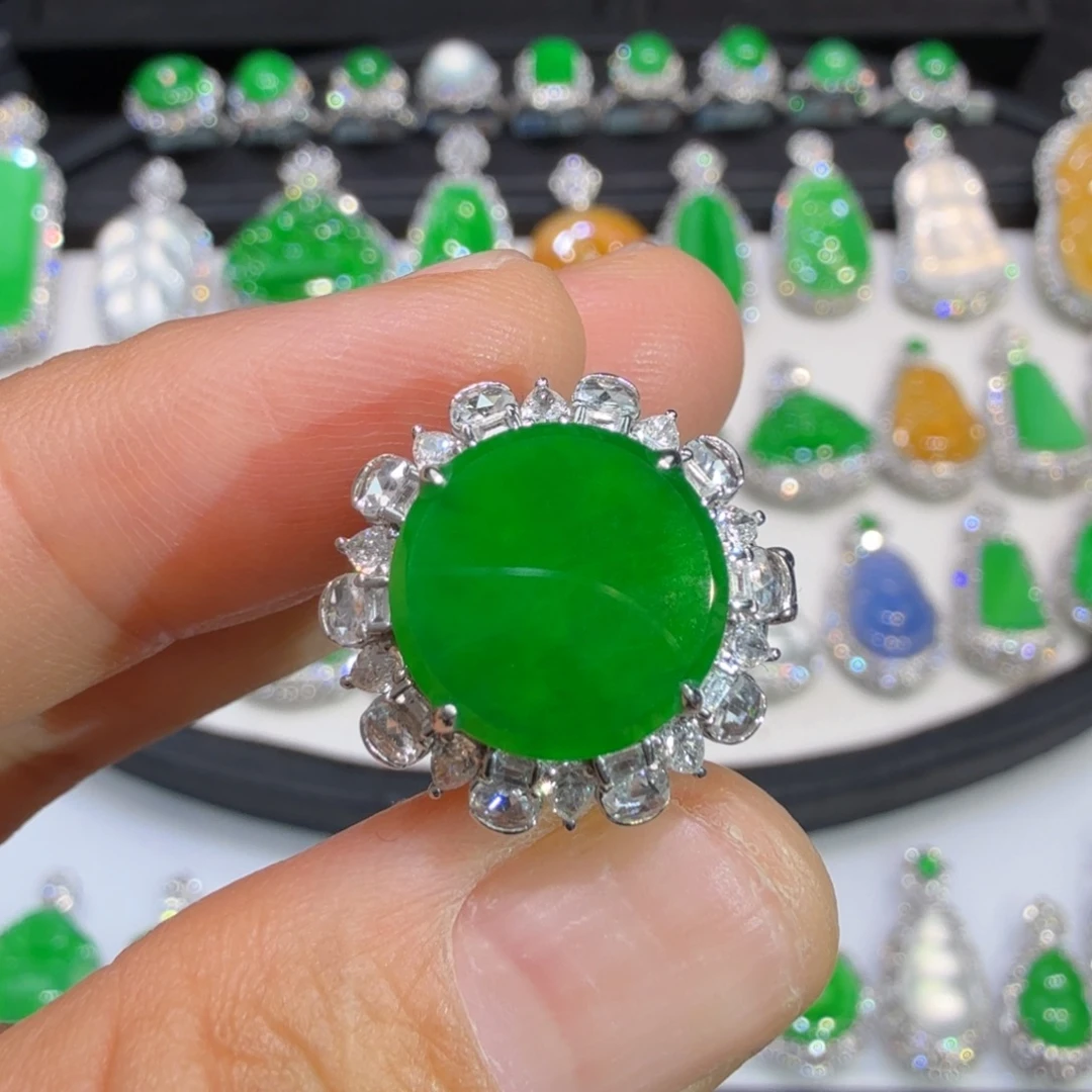 翡翠18K金镶嵌戒指收到货48小时鉴赏期