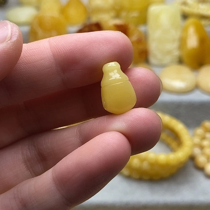 未镶嵌琥珀颈饰琥珀蜜蜡三通