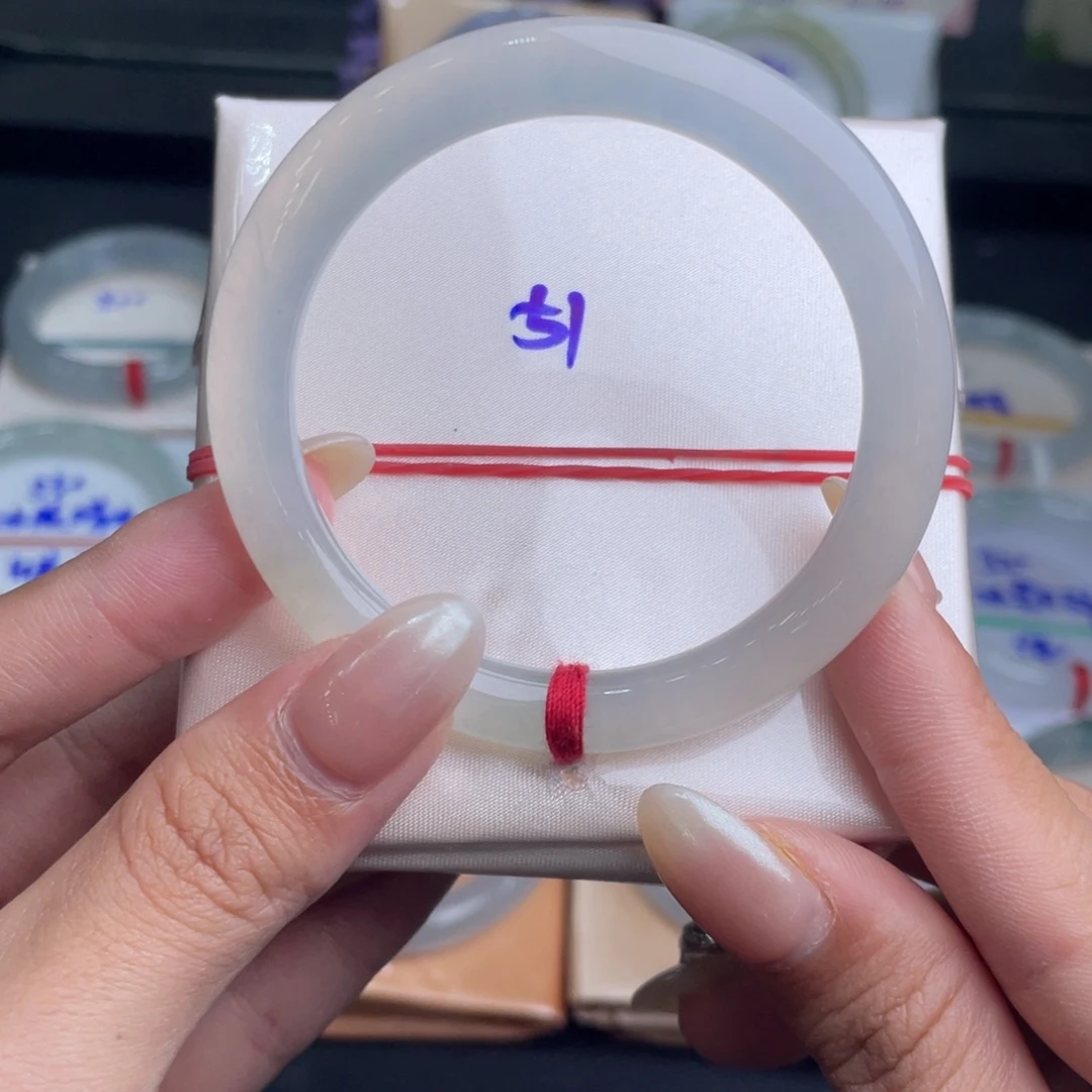 翡翠未镶嵌手镯12号