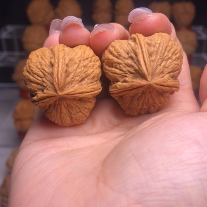 文玩核桃吊坠22香炉三楞