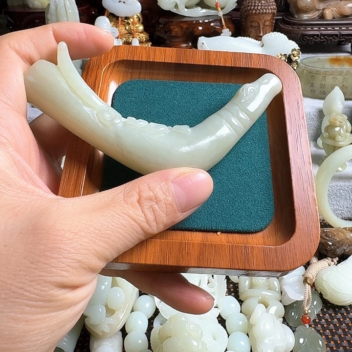 毛***仰瓷片新号开播瓷盘一件