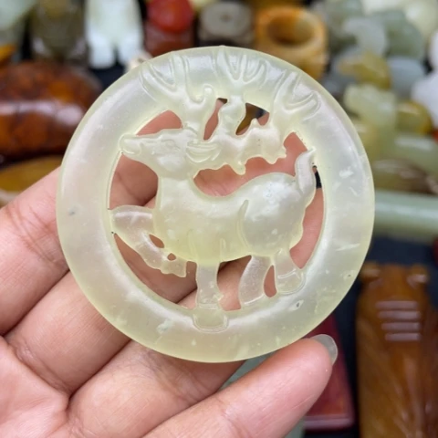 蛇纹石玉未镶嵌颈饰76