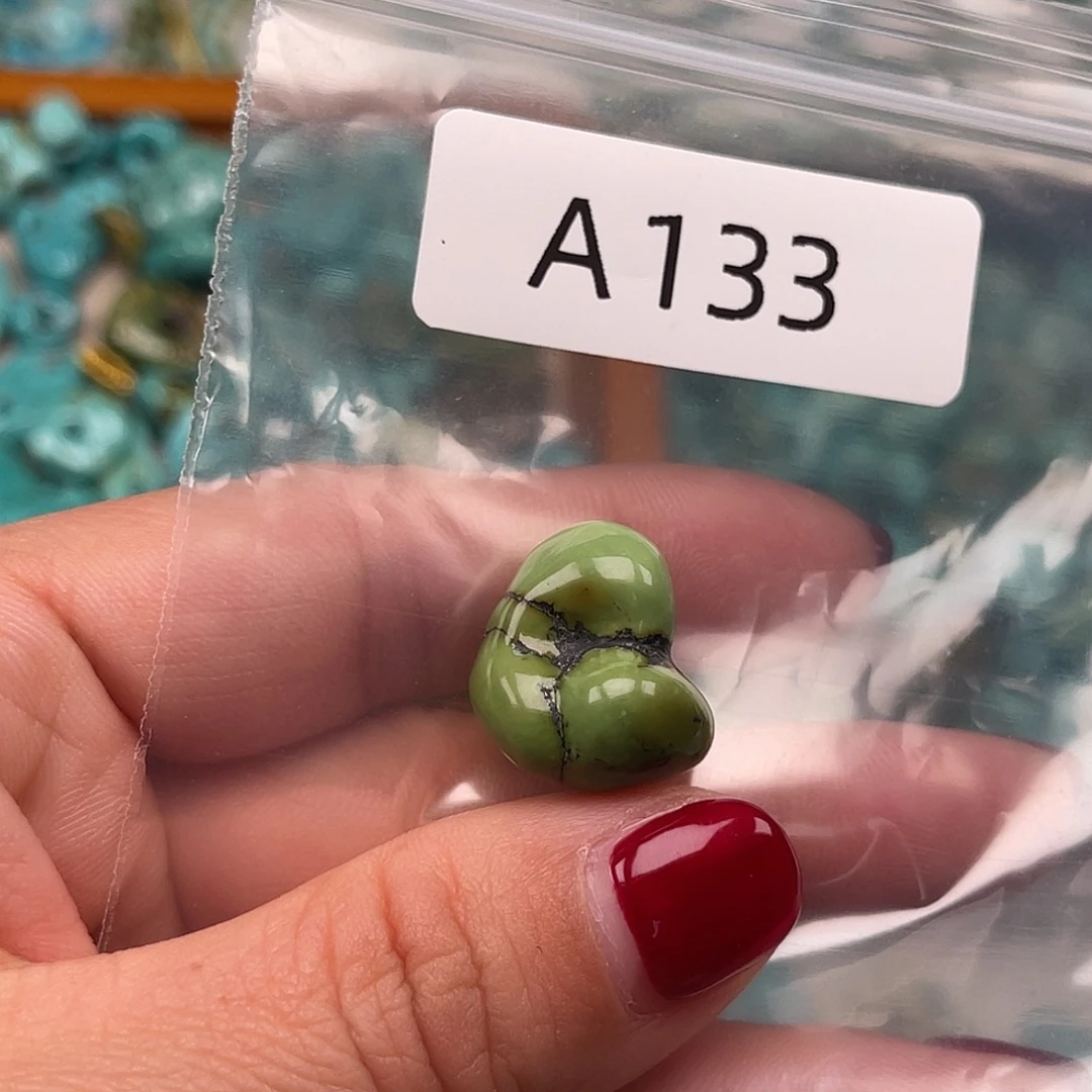 绿松石未镶嵌绿松石珠子