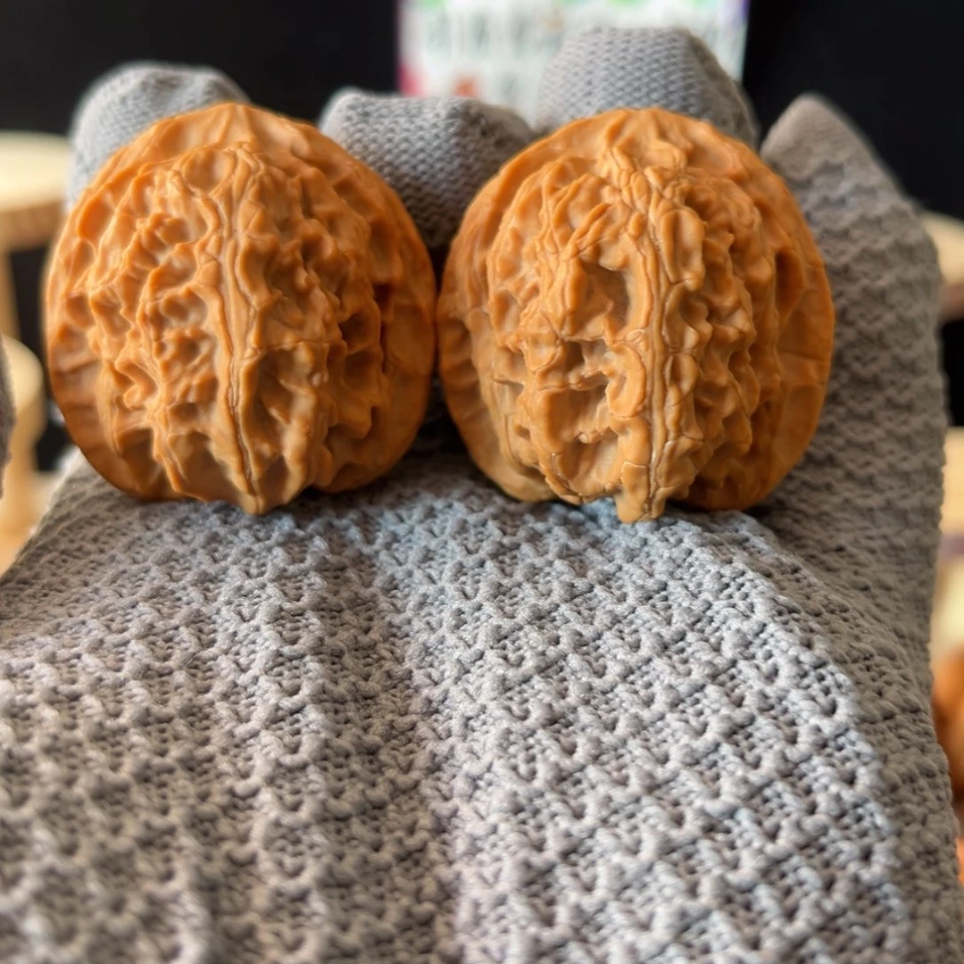 文玩核桃吊坠苹果园36