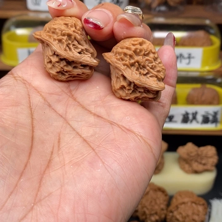 文玩核桃吊坠星**，小鸟