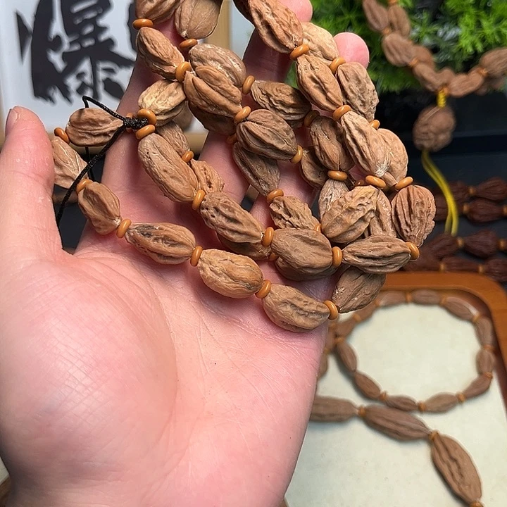 文玩核桃吊坠不***了核桃11