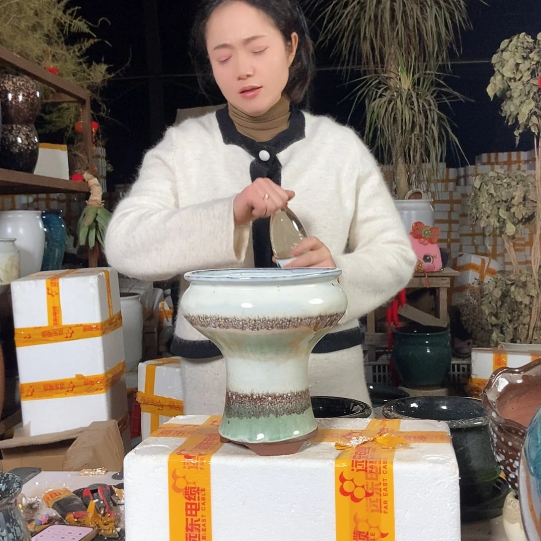 无铅玻璃@***财花盆里栽松了一