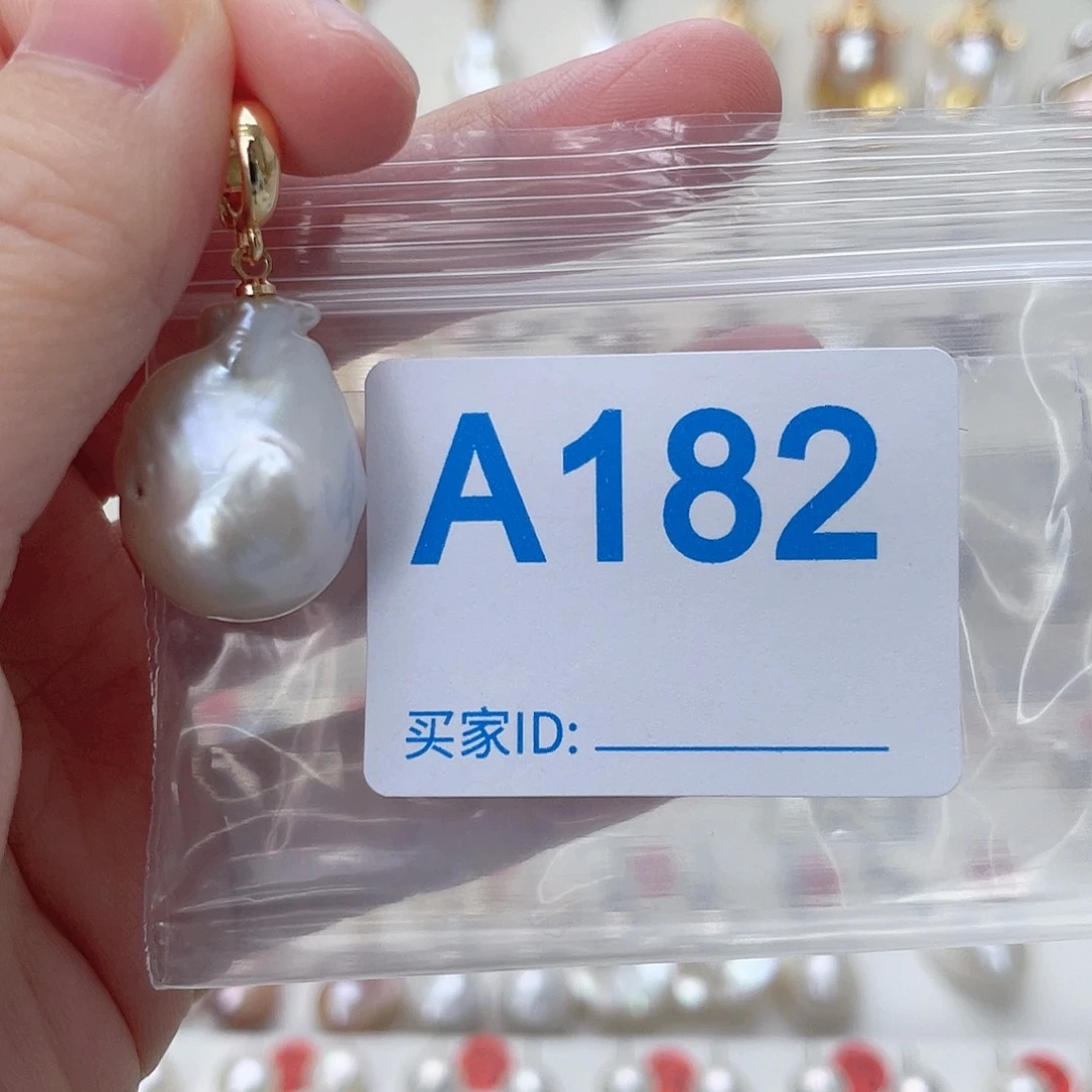 颈饰未镶嵌淡水珍珠