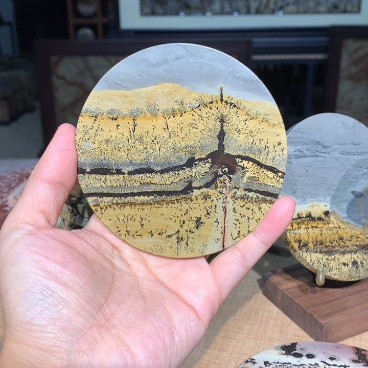 ，广西国画石摆件，收藏观赏