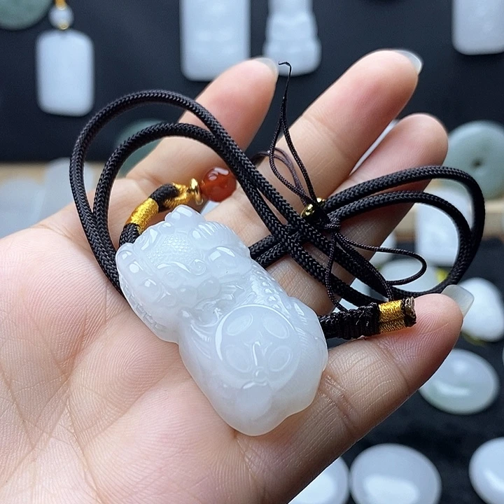 石英质玉颈饰未镶嵌用****7