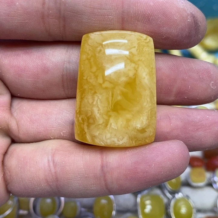 蜜蜡裸石未镶嵌吊坠