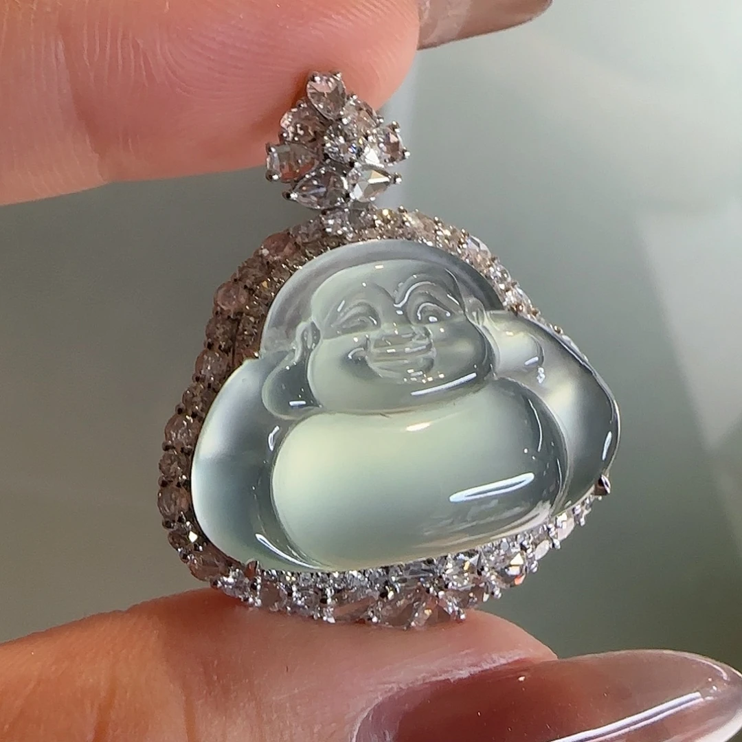 颈饰18K金镶嵌翡翠天然翡翠