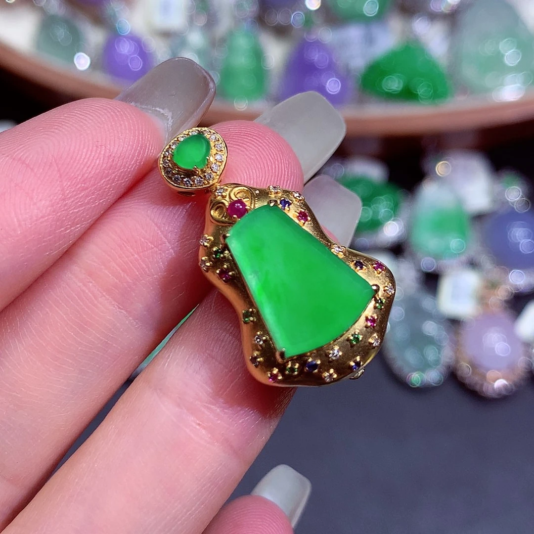 翡翠18K金镶嵌吊坠(不含链)