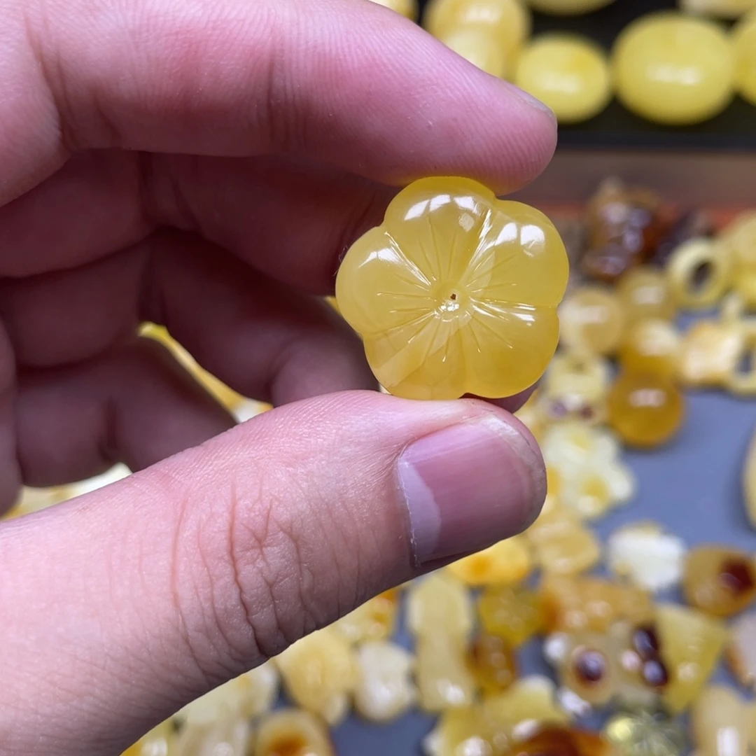 未镶嵌琥珀珠宝奇石小*象