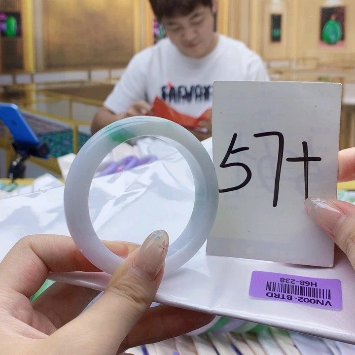 翡翠未镶嵌手镯00……