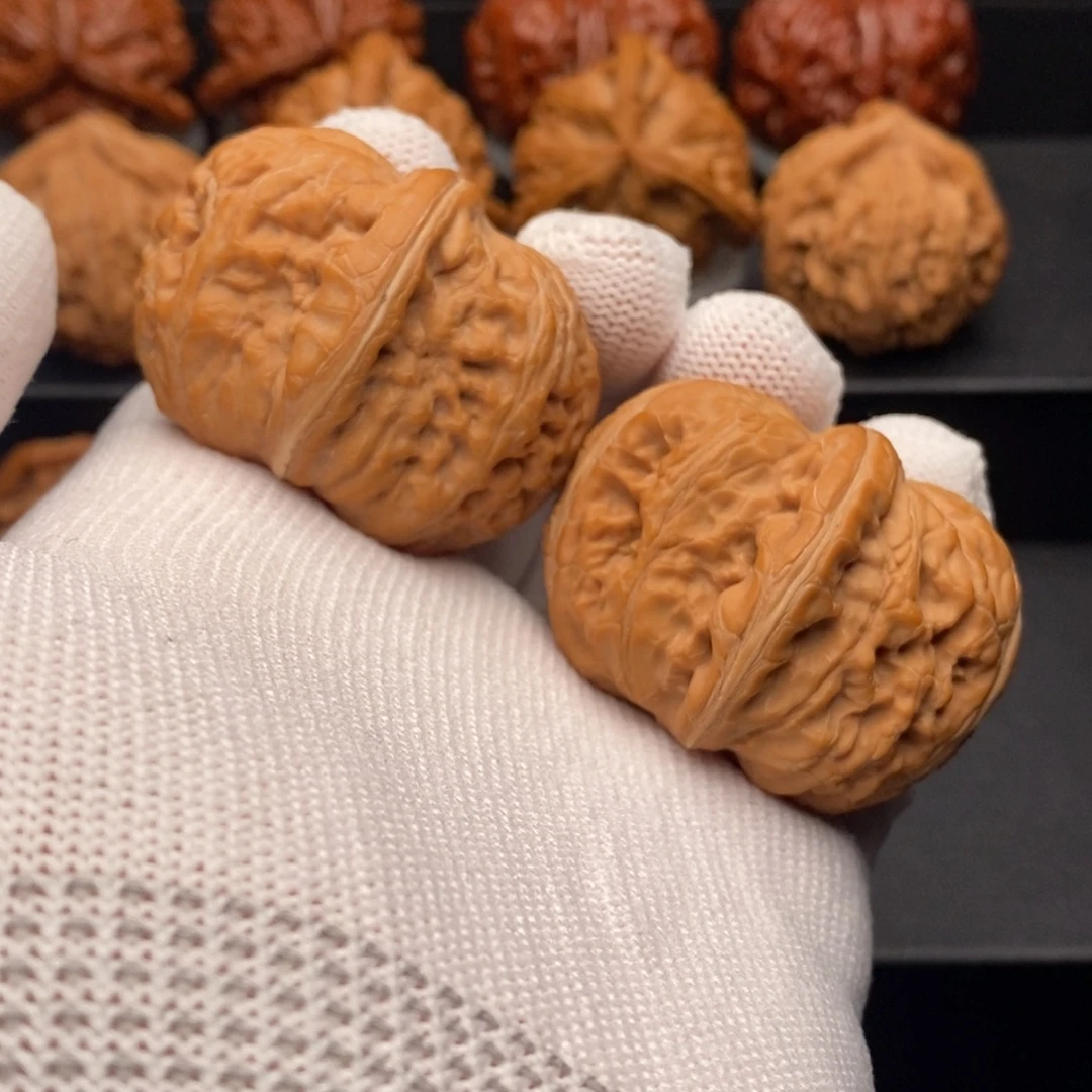 文玩核桃把件46尺全品平谷元宝