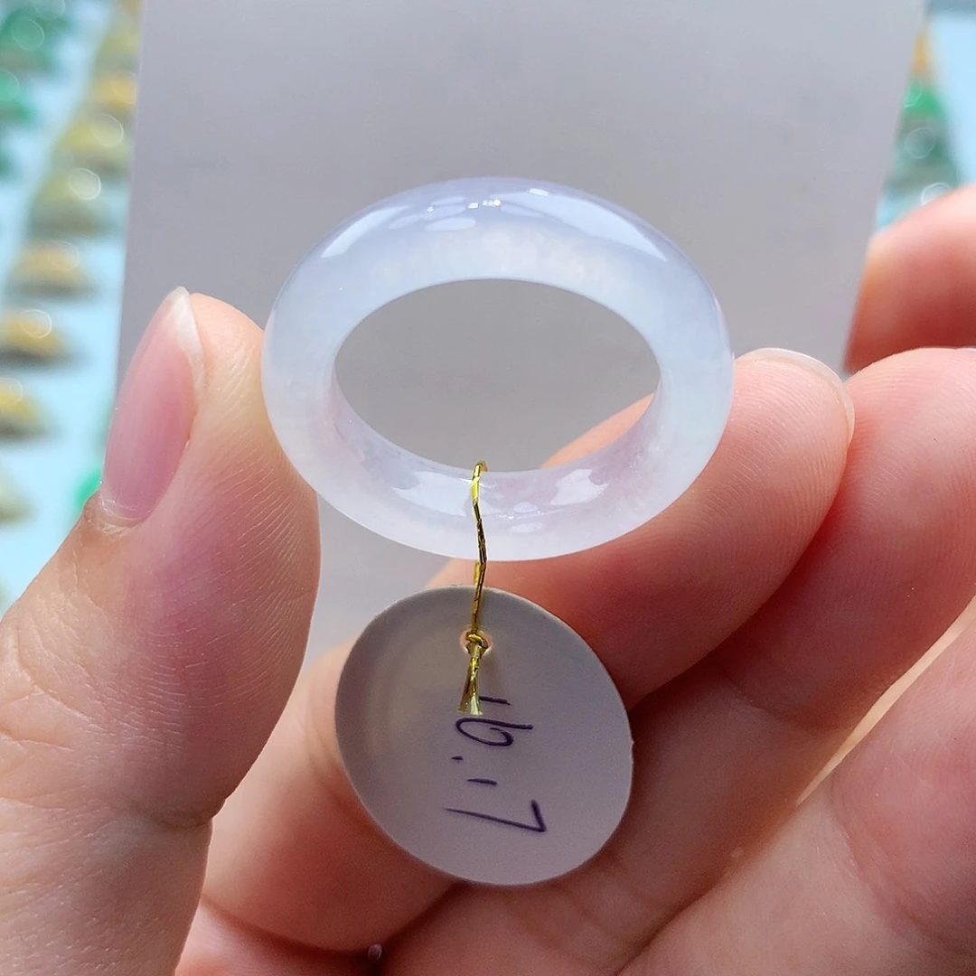 翡翠戒指未镶嵌16圈