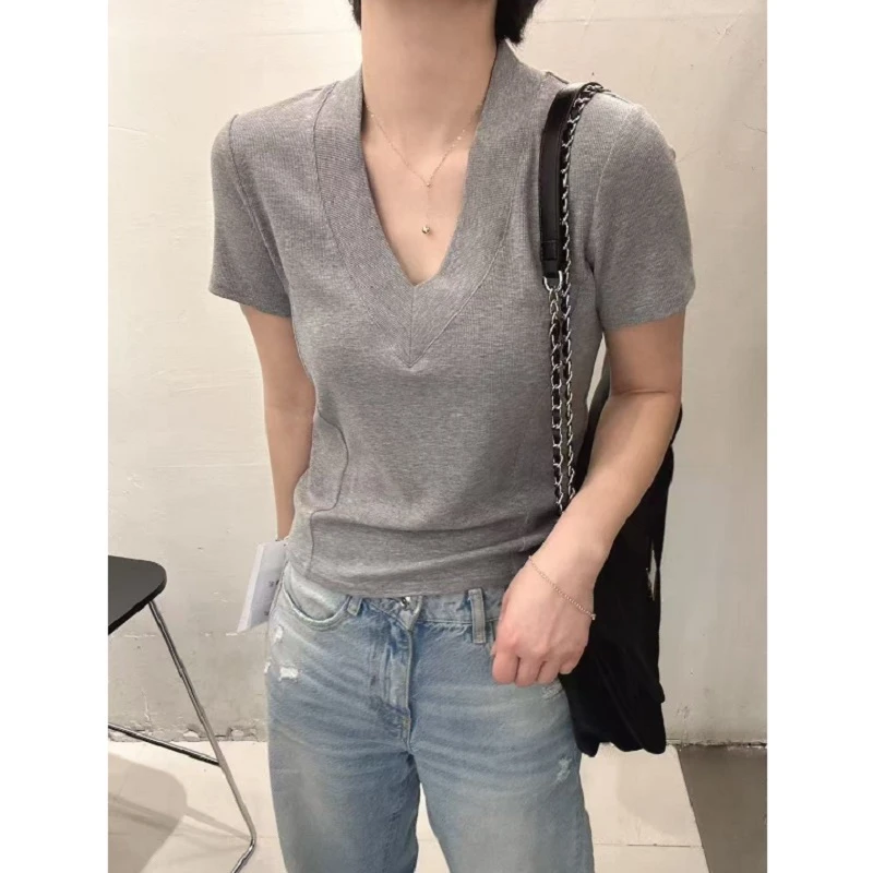 灰色气质通勤大码修身显瘦短袖T恤春夏季新款韩系v领软糯百搭上衣