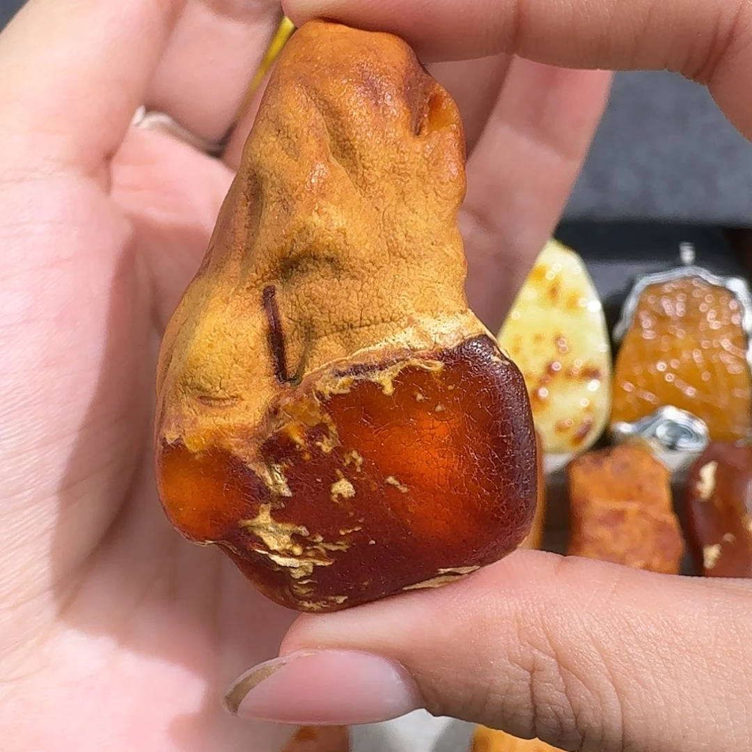 玲***@未镶嵌琥珀裸石我