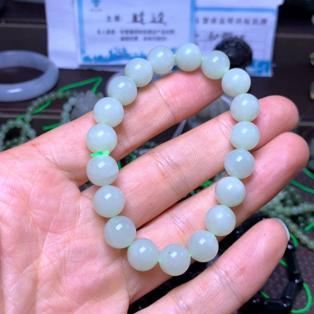 和田玉未镶嵌手串