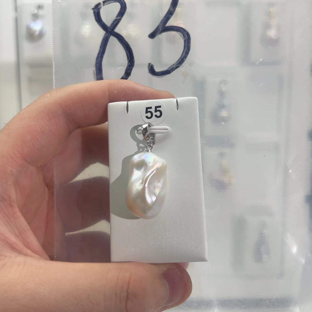 淡水珍珠颈饰合金