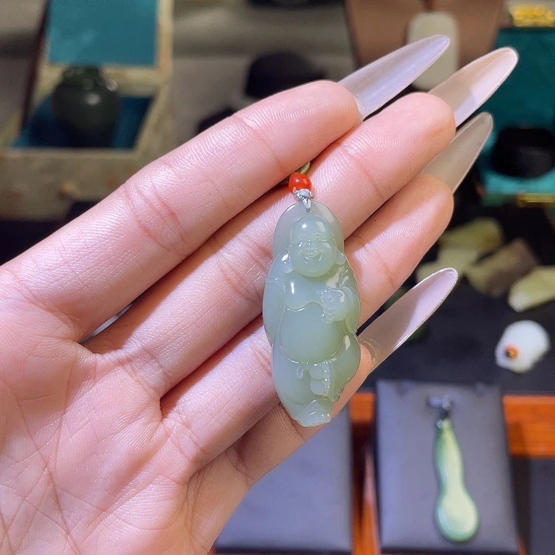 颈饰未镶嵌和田玉