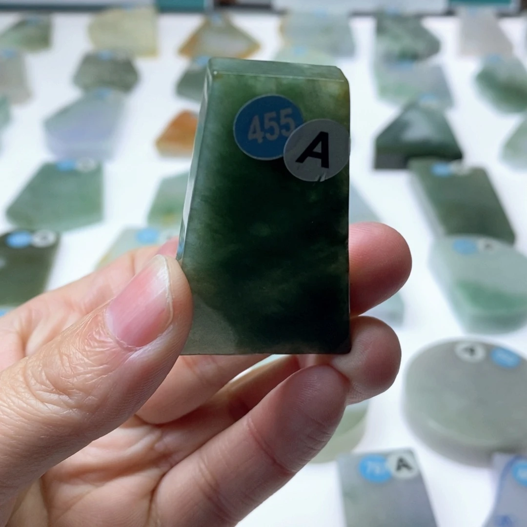 未镶嵌定制翡翠天然A货翡翠挂件