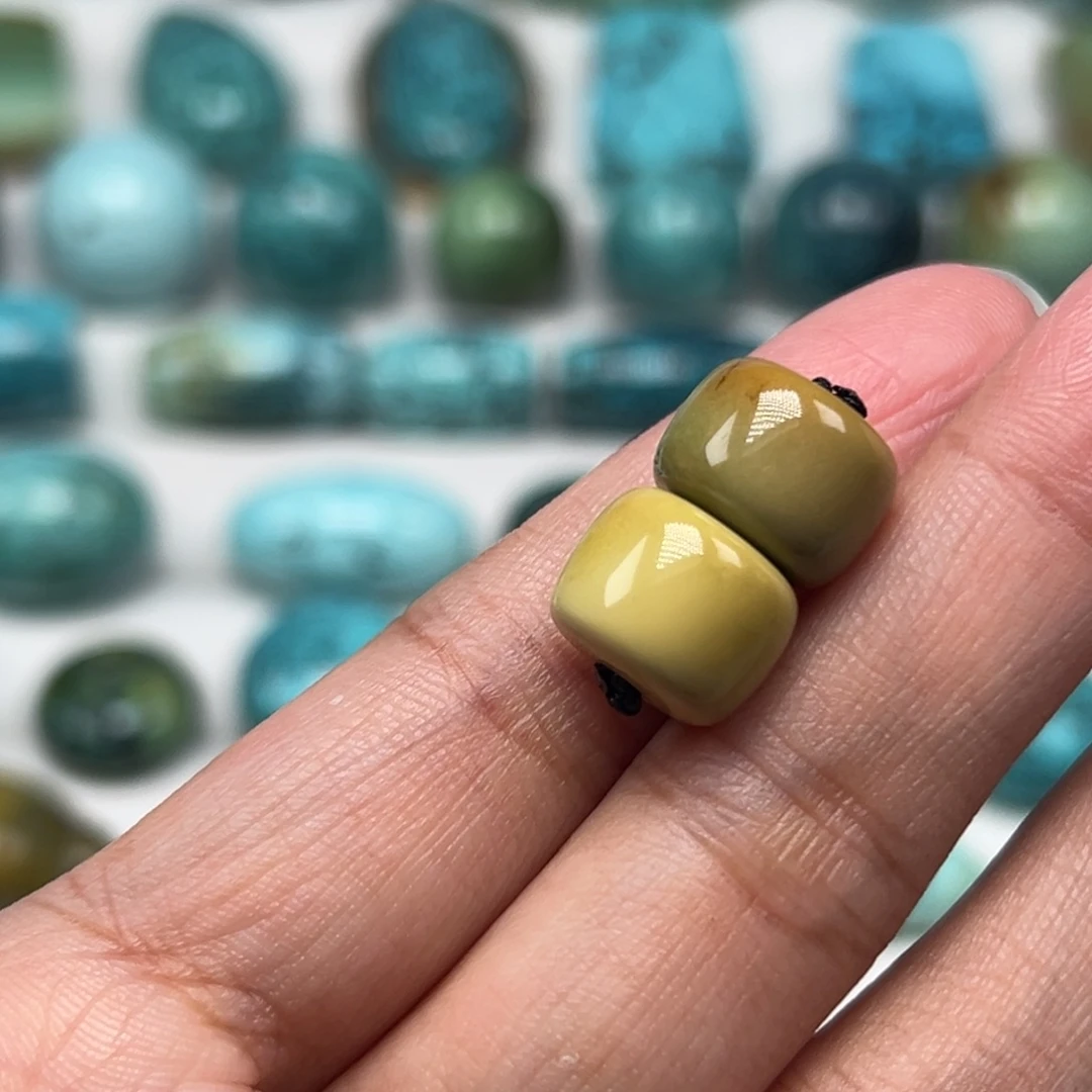 未镶嵌绿松石珠宝奇石