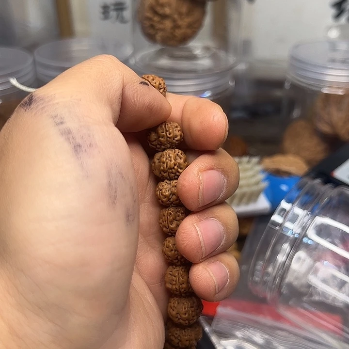 这***大吊坠桃核核桃核桃