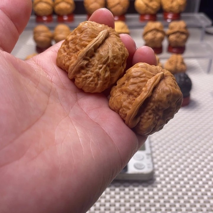 文玩核桃把件19一道筋