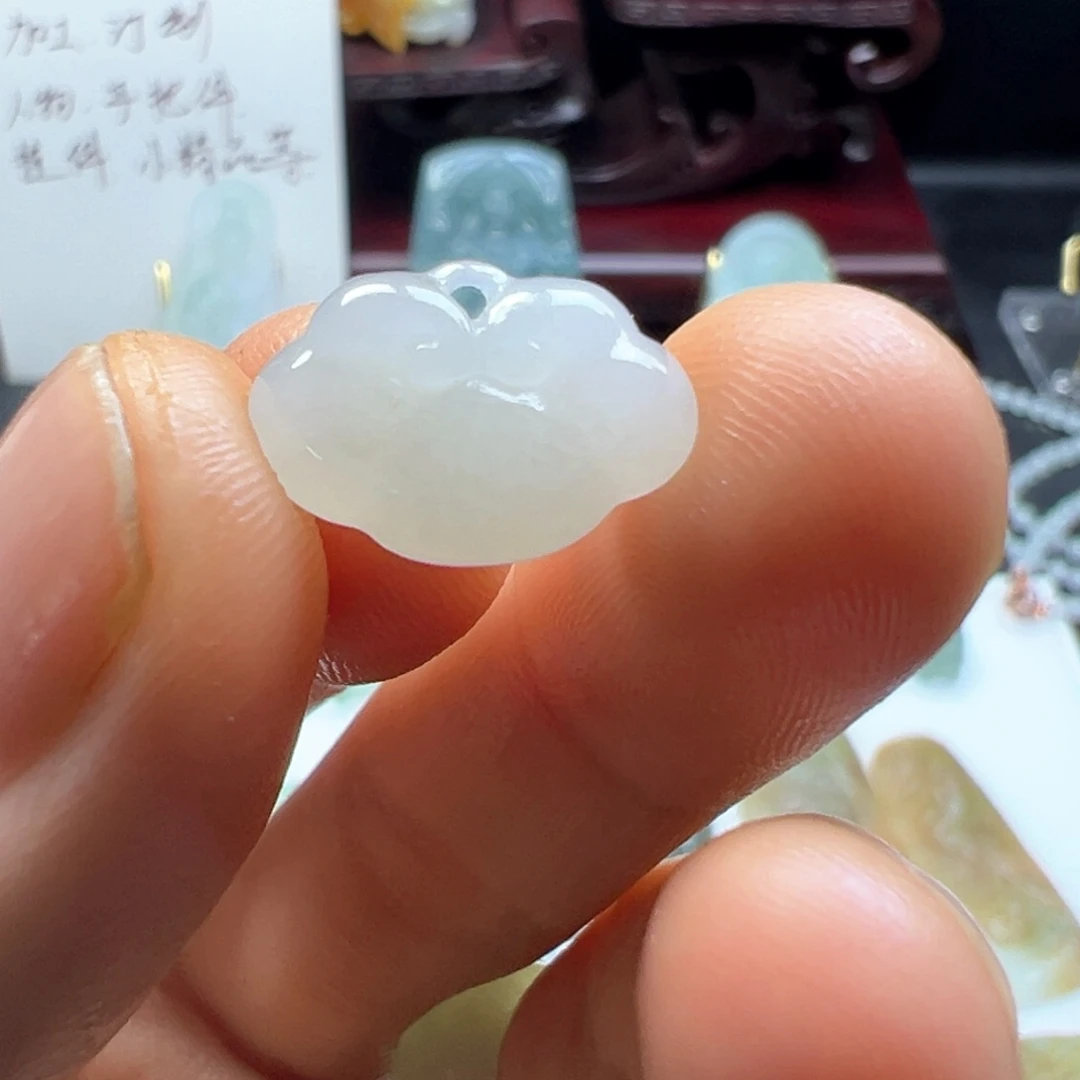 颈饰未镶嵌翡翠缅甸翡翠A货
