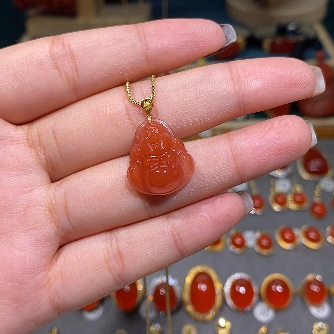南红玛瑙18K金镶嵌颈饰