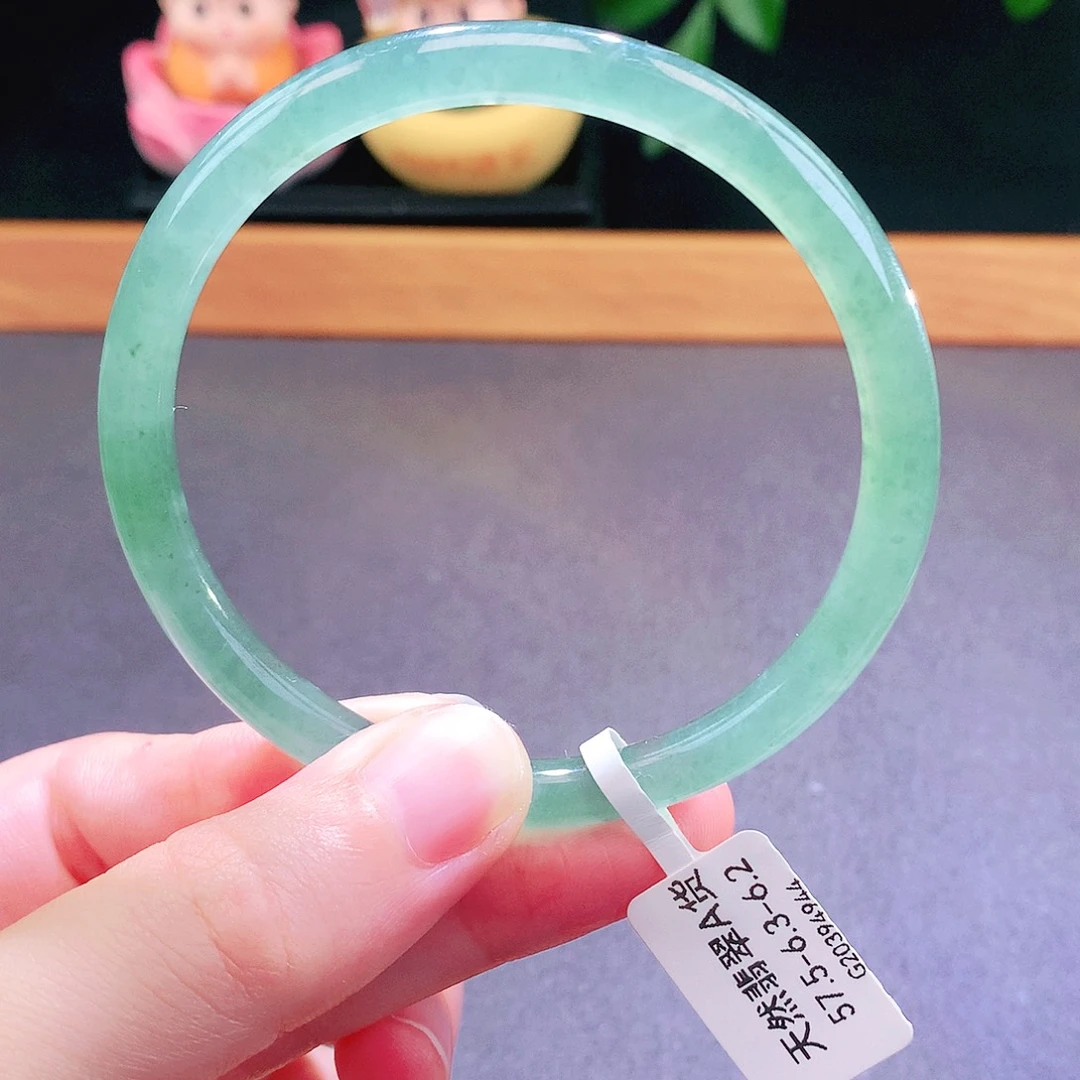 翡翠未镶嵌手镯天然翡翠