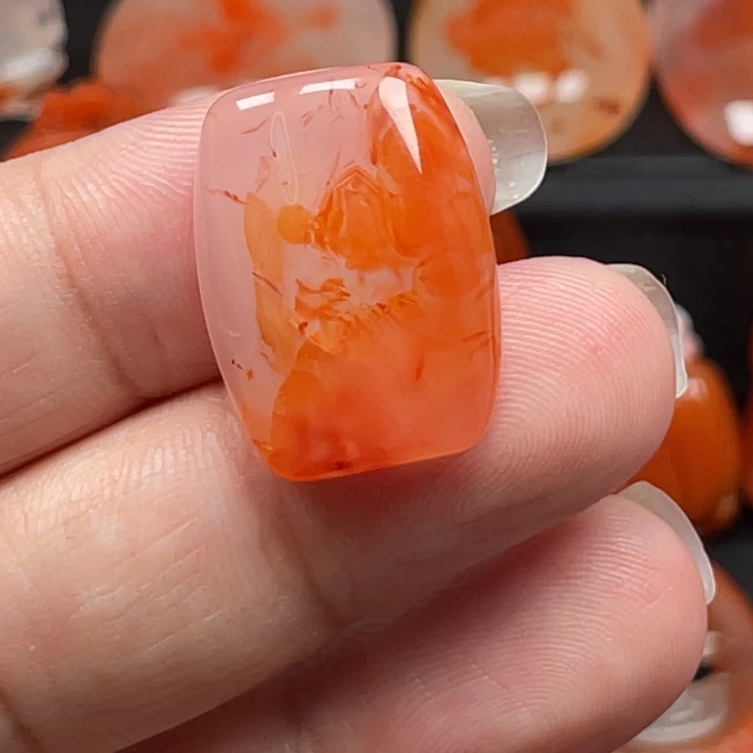 南红玛瑙未镶嵌冰飘草花牌子