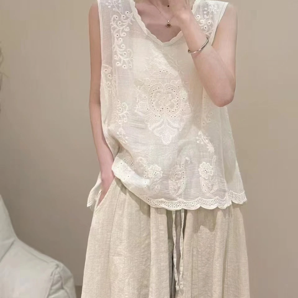 YD113夏季新款棉刺绣背心