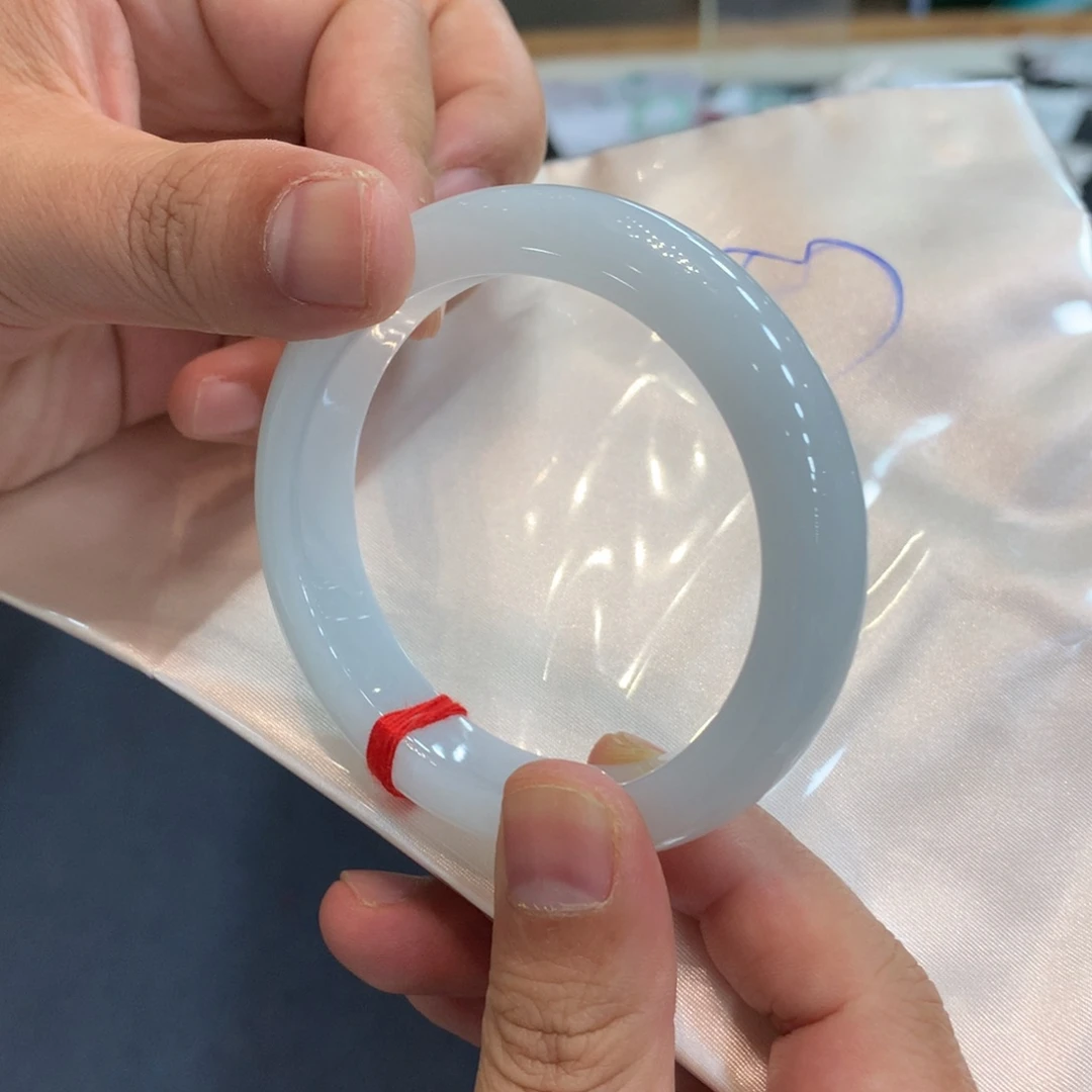 翡翠未镶嵌手镯手镯