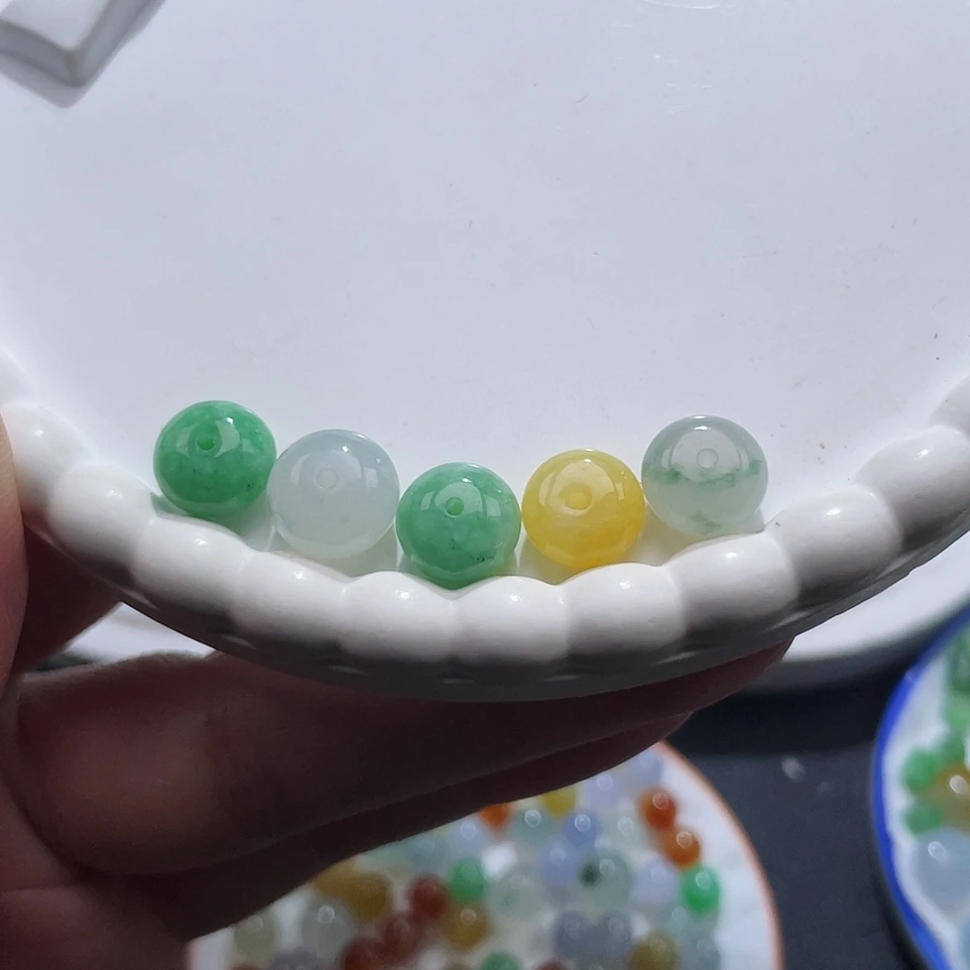 翡翠未镶嵌手链卡9+