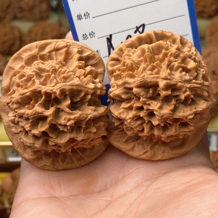 桃核吊坠3*4大花大花